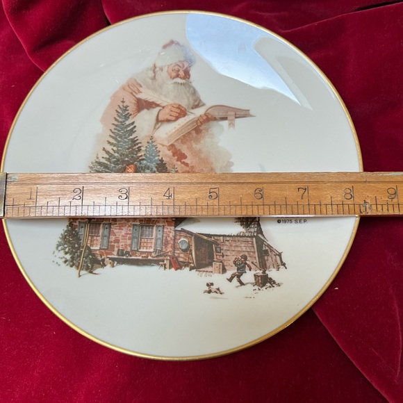 Vtg Norman Rockwell Plate. 1975 Collector’s Edition by Gorham. ‘Good Deeds’ - Picture 4 of 4